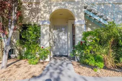 4847 South Torrey Pines Drive 102 Entry