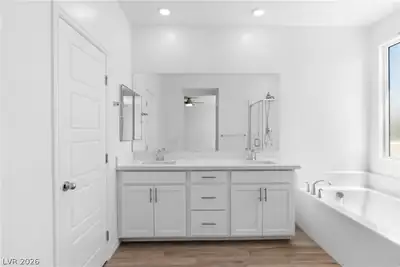 820 Aurelie Ridge Street Primary Bathroom