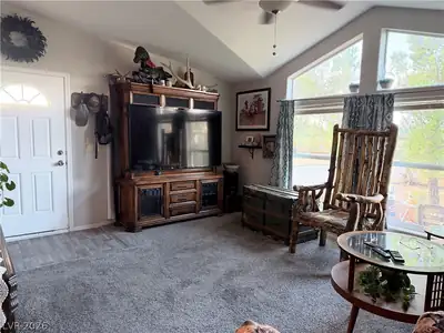 1661 Bridger Street Living Room