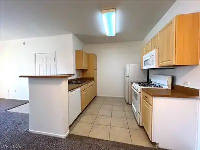 8250 North Grand Canyon Drive 2018 Kitchen