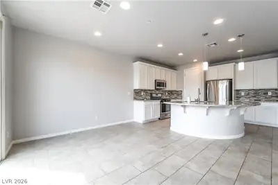 1286 Calcione Drive Dining Area