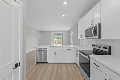 4437 Pioche Avenue Kitchen