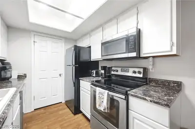 3550 Bay Sands Drive 1004, Laughlin, NV 89029 Kitchen