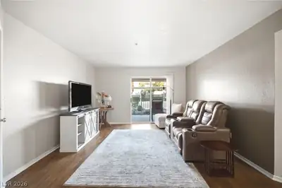 3550 Bay Sands Drive 1004, Laughlin, NV 89029 Living Room