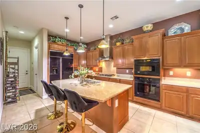 2385 Luberon Drive Kitchen