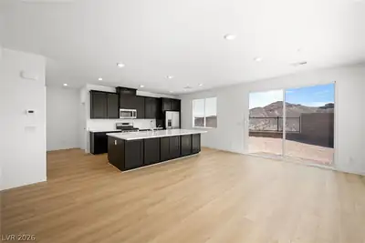 1670 Capri Falls Court Kitchen