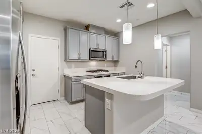 73 Alamere Falls Drive 73 Kitchen