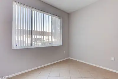 2900 Sunridge Heights Parkway 418 Bedroom