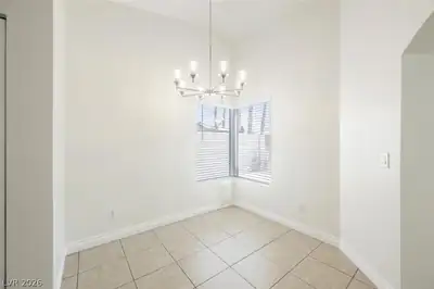 5102 Del Shannon Street Dining Area