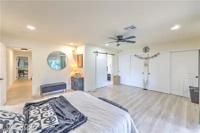 4411 Paseo El Rio Drive Primary Bedroom