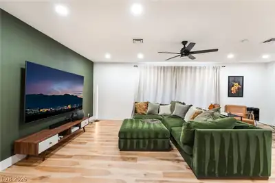 31 Jade Circle, Las Vegas
