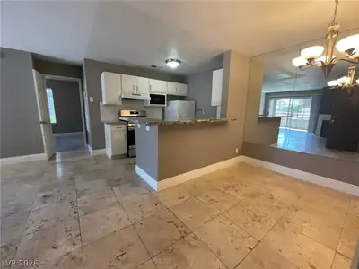 2200 South Fort Apache Road 1015 Dining Area