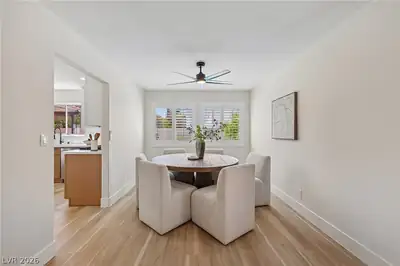 17 Golf View Drive Dining Area