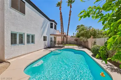 17 Golf View Drive Pool