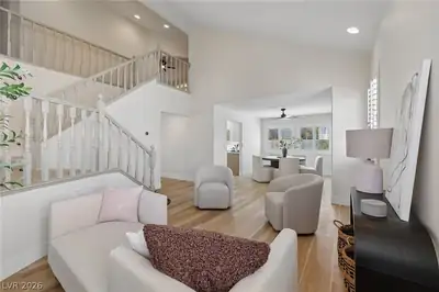 17 Golf View Drive Living Room