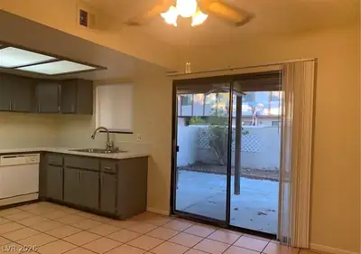 5266 Lisagayle Court 122 Dining Area
