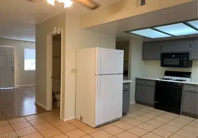 5266 Lisagayle Court 122 Kitchen
