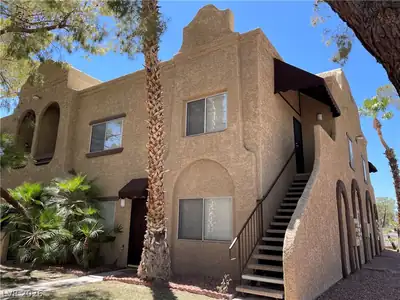 5101 Pioneer Avenue 203 Las Vegas, NV 89146