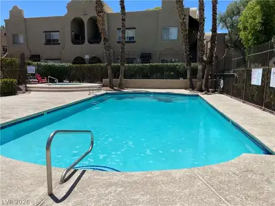 5101 Pioneer Avenue 203 Pool