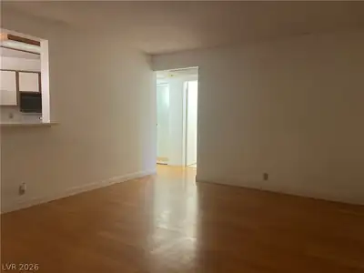 5101 Pioneer Avenue 203 Living Room