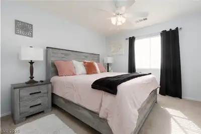 7904 Constantinople Avenue Bedroom