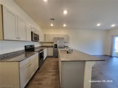 4106 Lunar Canyon Avenue Kitchen