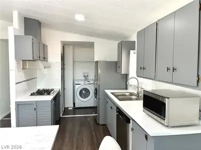 70 Steptoe Street, Pahrump, NV 89048 Kitchen