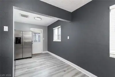 111 Ivy Street Dining Area