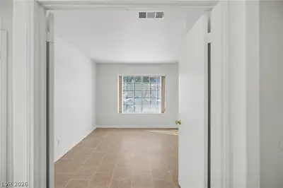 2054 Cardigan Avenue Bedroom