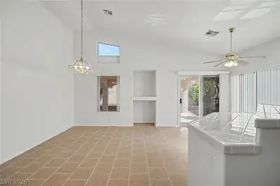 2054 Cardigan Avenue Dining Area