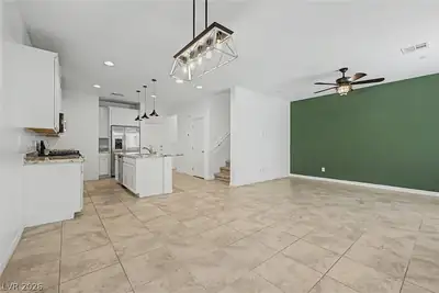 825 Star Estates Avenue Living Room