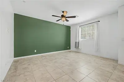 825 Star Estates Avenue Bedroom