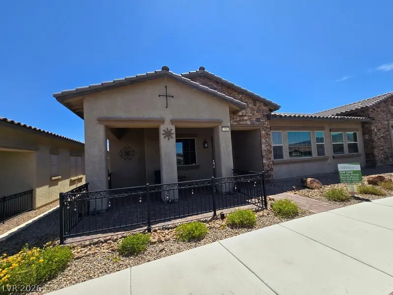 738 Purple Knoll Walk