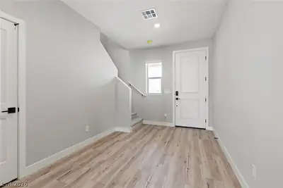 3257 Basin Desert Street Entrance Foyer