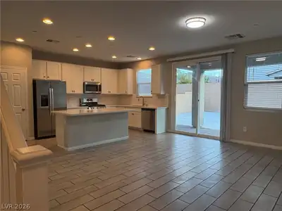 6583 Dove Point Place Kitchen