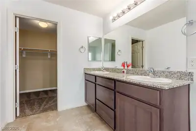 6644 Seahorse Reef Street Primary Bathroom