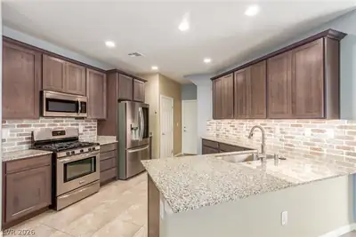 6644 Seahorse Reef Street Kitchen