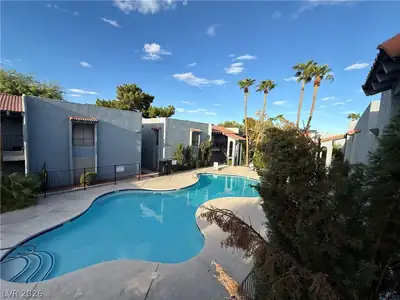 5219 Caliente Street 16 Pool
