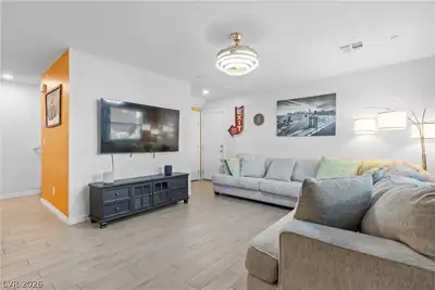 6186 Rathbone Street Living Room