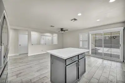 737 Red Bark Lane Dining Area