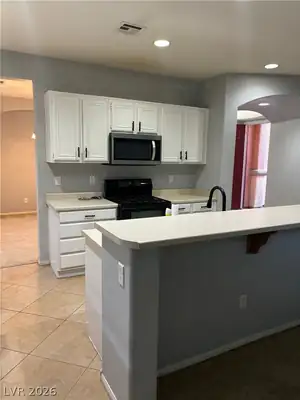 11425 Drappo Avenue Kitchen