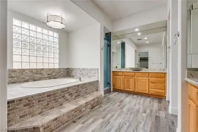 2494 Green Mountain Court Primary Bathroom