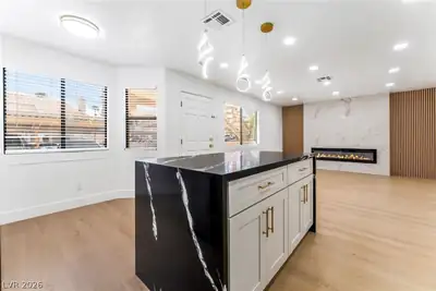 1017 Falconhead Lane 102, Las Vegas