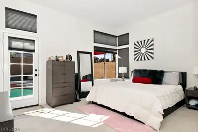 2257 Black Pine Drive Primary Bedroom