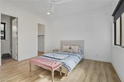 477 Highview Ridge Avenue Bedroom