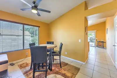 9438 Natoma Station Place Dining Area