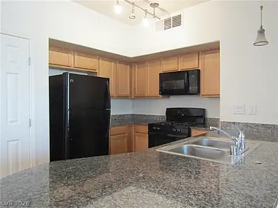 50 Aura De Blanco Street 8101 Kitchen