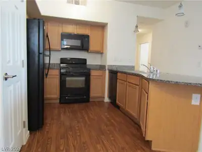 50 Aura De Blanco Street 8101 Kitchen