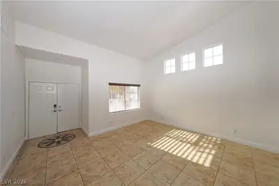 1002 Nimitz Court Entrance Foyer