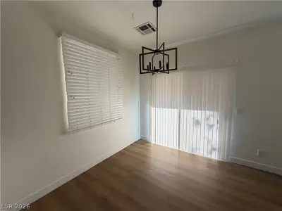 8130 Amy Springs Street Dining Area